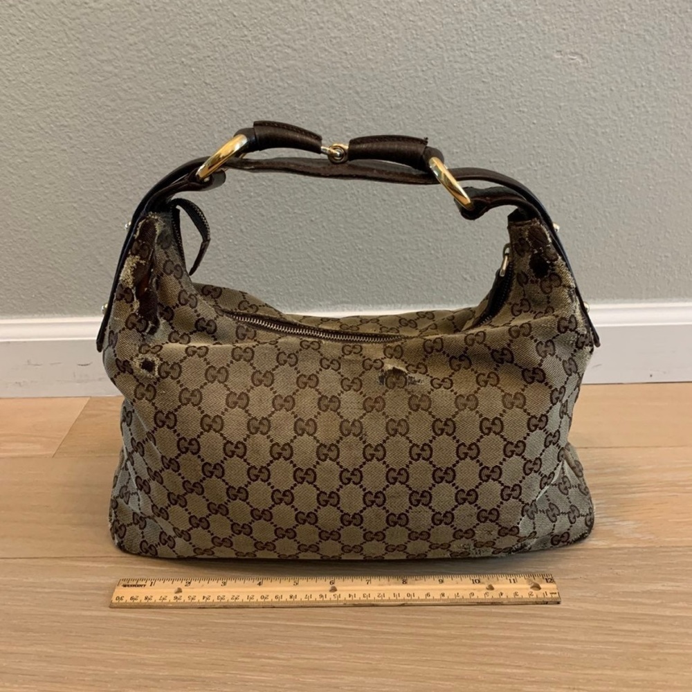 Vintage Gucci horse belt bag